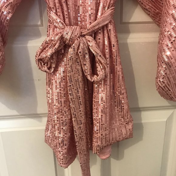Boutique Pink Sequin Loosely Fitted Cocktail Dress - Picture 9 of 13